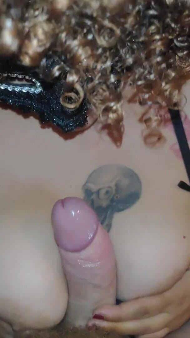 AmateurSex95: Opravdu ráda kouřím jeho ptáka