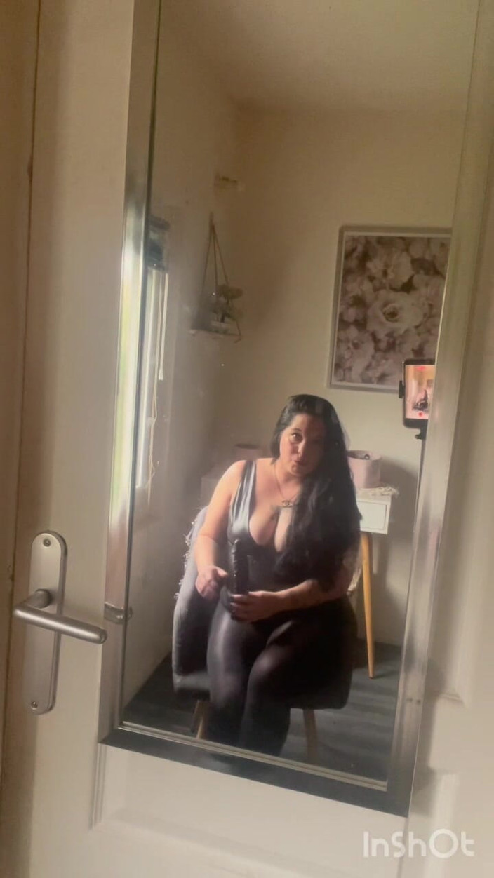 Maitresse Clara: JOI na frente do seu reflexo no espelho