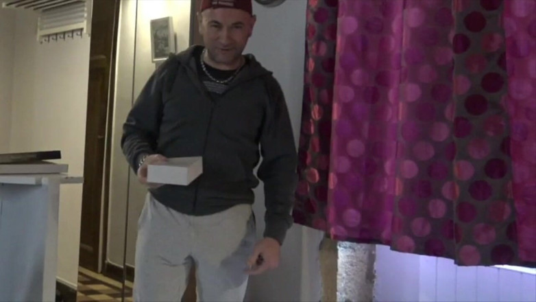 FRENCH AMATORS SEXTAPES: Matue týpek šuká mladý heterosexuální kluk