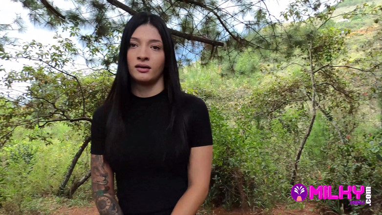 Milky Peru: Menawarkan uang untuk gadis seksi di hutan dengan imbalan seks -...