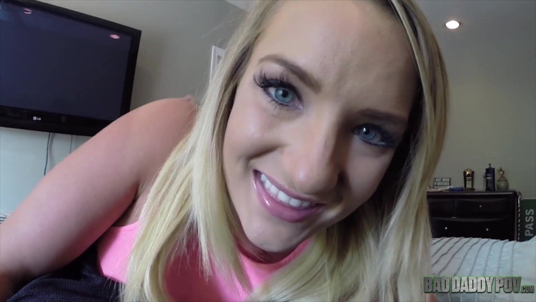 BadStepFamilyPov: Cali Carter svádí svého nevlastního otce pro POV šukání