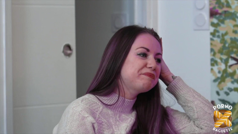Porno Baguette: Leslie, Nadržená Brunetka, Chce tvrdého ptáka