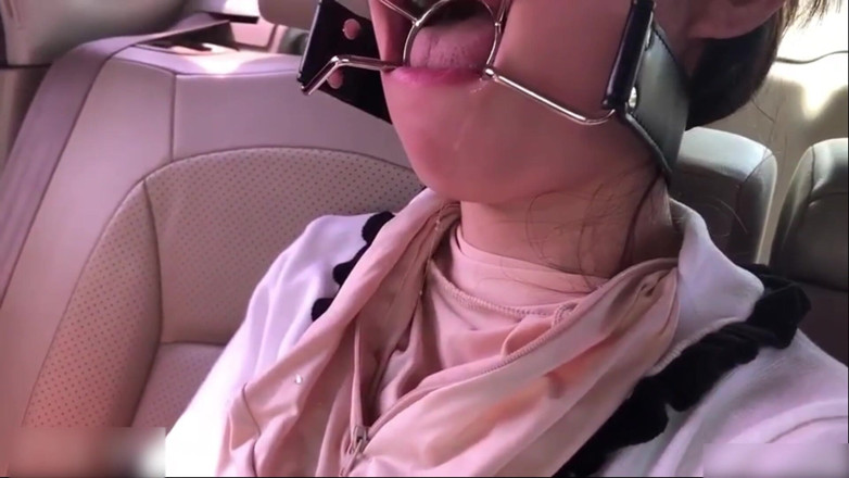 Aisan girl bondage: Ao ar livre bdsm menina