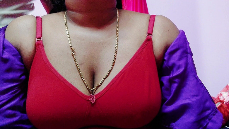 Desi Mohini: Hintli seksi yenge aldatan evli kadınla seks yapıyor