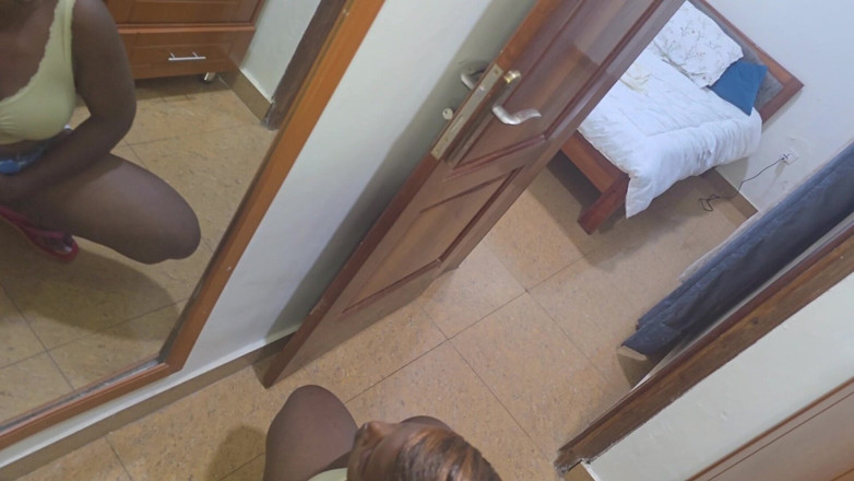 Jocci lena: Memancut mani di cermin bahagian 1