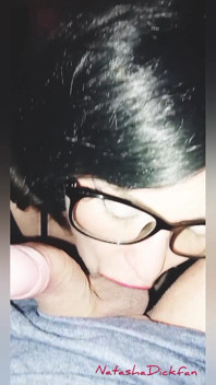 Eheschlampe lutscht eier, schwarze haare, natashadickfan