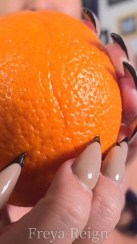 Scratching Sharp Long Nail Fetish JOI