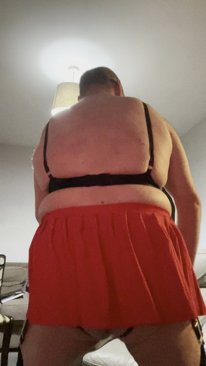 Ancient456: Julian eşcinsel erkekleri çok istiyor