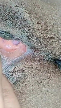 mainne apni premika ko git ki pitaee ke lie choda