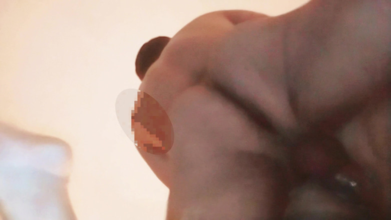 Lily & Theo: Istri tetangga dewasa