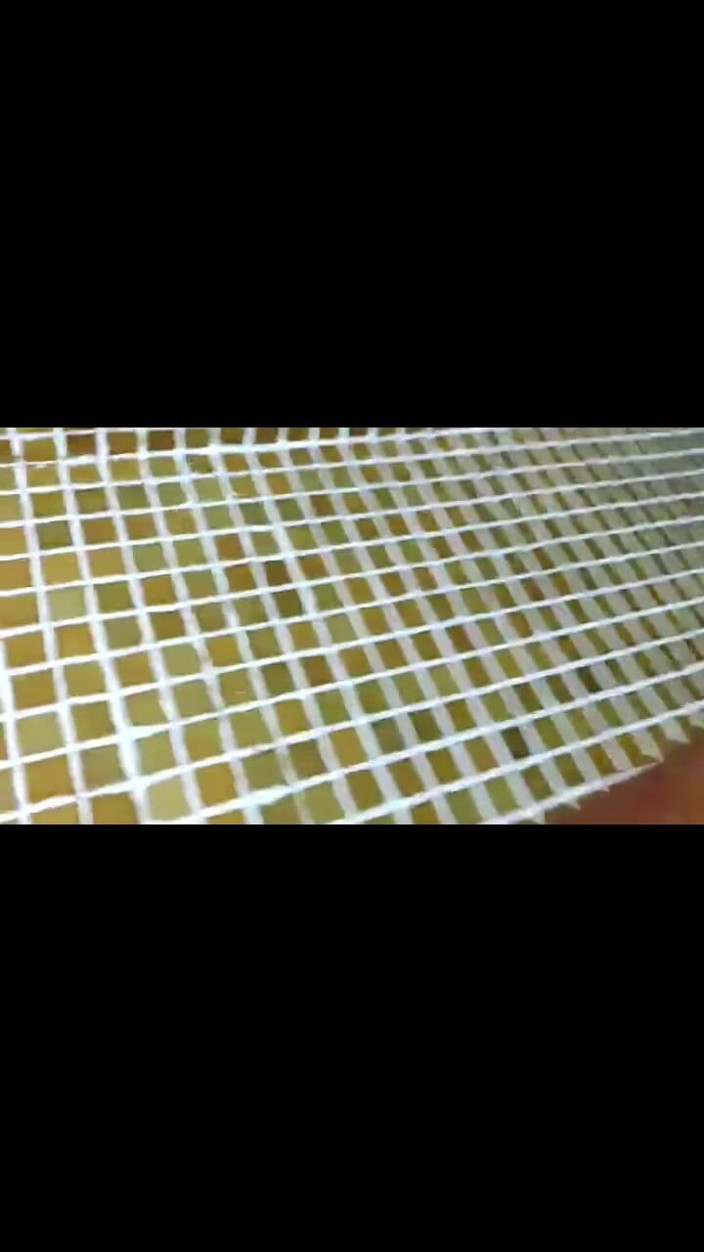 Marcosninfo: J’ai bien sucé dans les toilettes publiques de la gare...