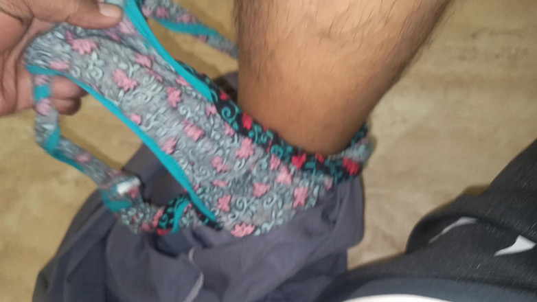 Pushpa studio: Неверная студентка