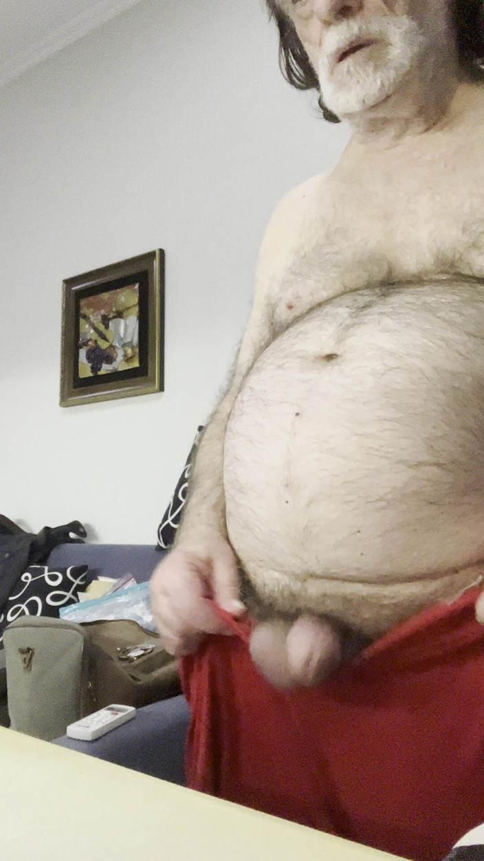 Coach Karl dude lodge: 2025-12-08 After Show Flashing