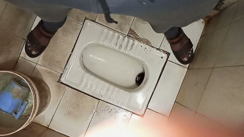 Fucking my wife: Desi saya hitam besar mengongkek pepek di luar rumah