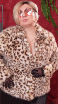 My Hot Fur Coat Collection - Część 1 - Fetysz MILF Arya Grander