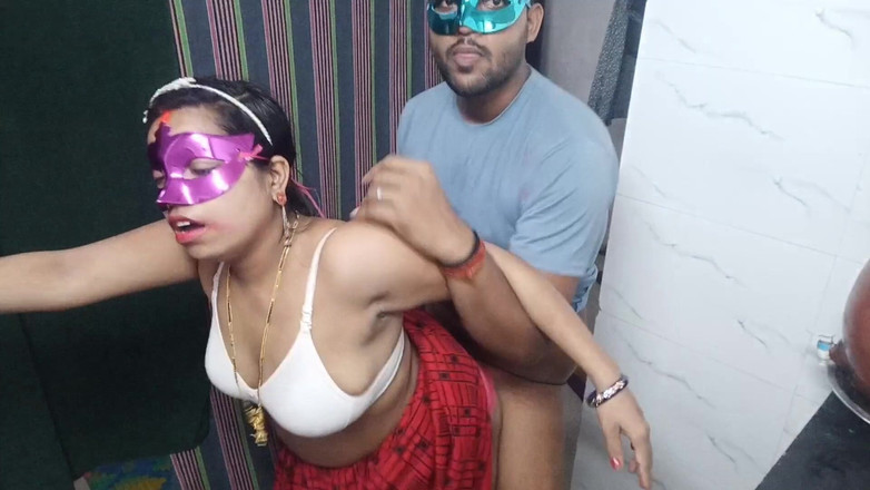 Hindi-Sex: Gepassioneerde romantische en echte eigengemaakte Indische amateurseks!