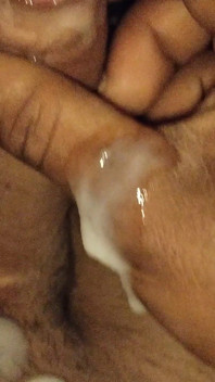 Wie ich sperma aus meinem großen schwarzen schwanz squirten lasse