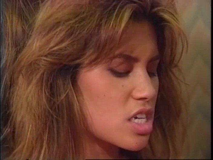 Vintage Usa: Blonde couple pussy fucking in the toilet