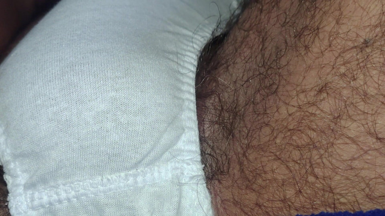 Stink HairyMale: Bílé ponožky a spodní prádlo