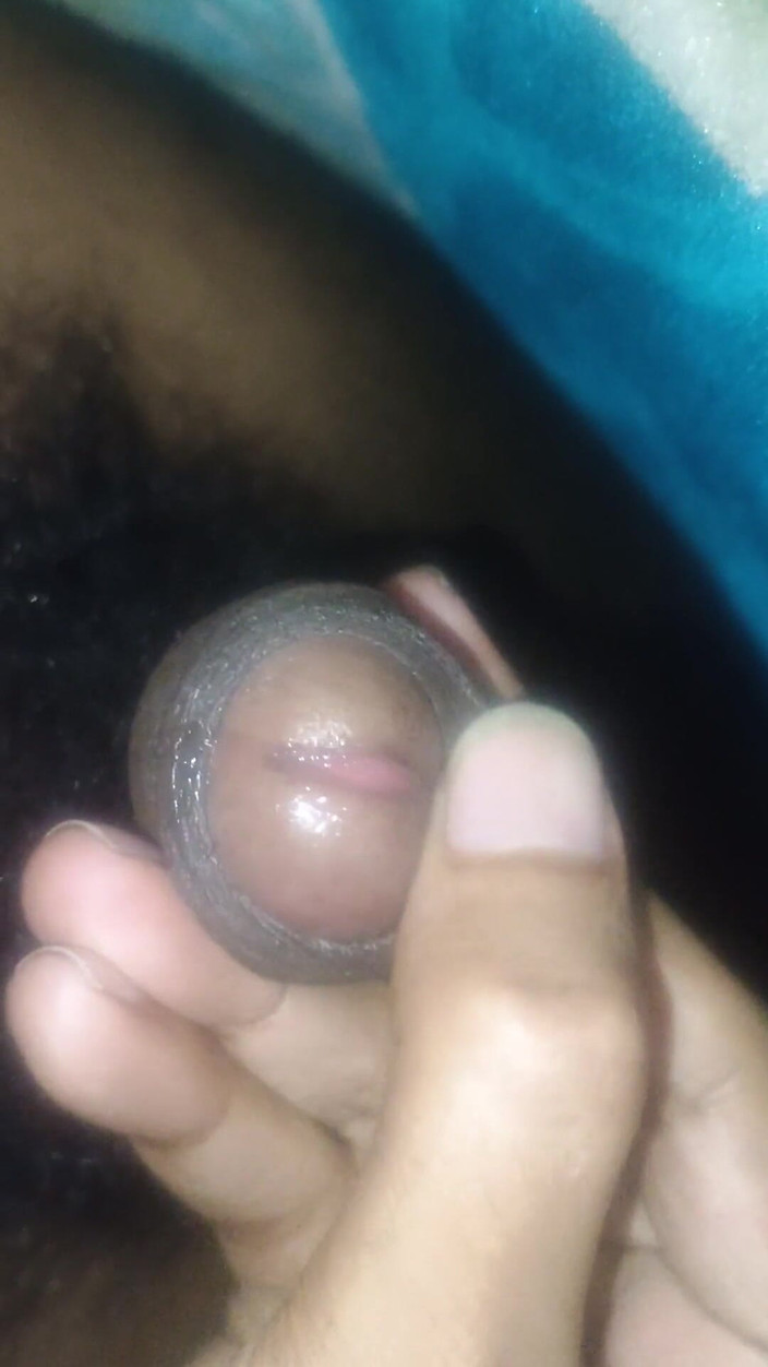 Hot_bobby: En stor kuk pappa masterbate