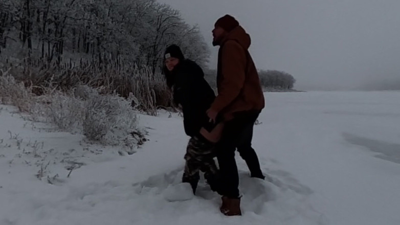 Mya Lane: Capturados 3 vezes fodendo ao ar livre