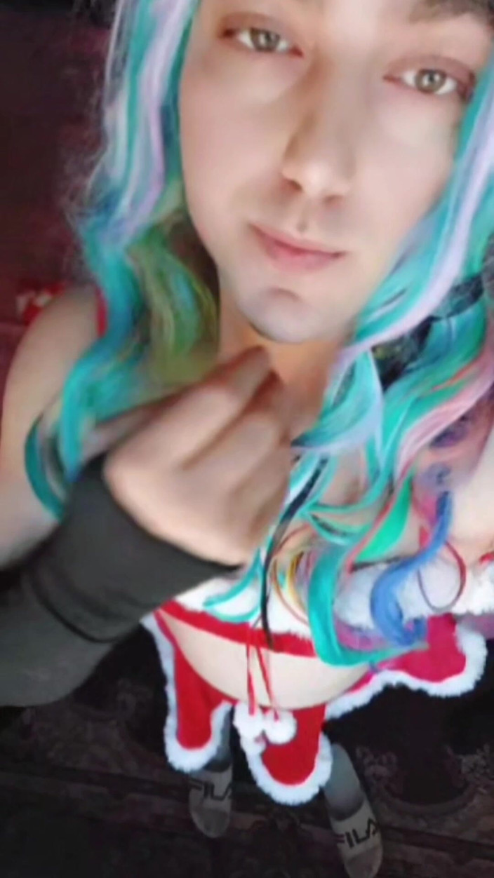 Kitty_Cross: Gran rebotando la rutina de una animadora