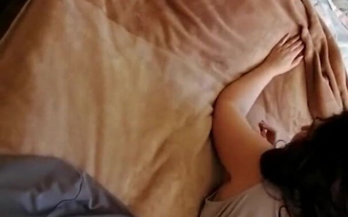 Tina RedAngel: A mãe gostosa de um amigo.
