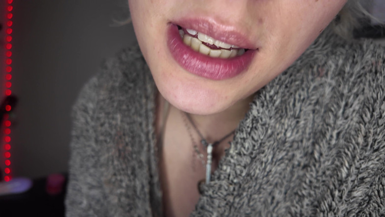 Glitterqueen1999: Mouth Tour 4K