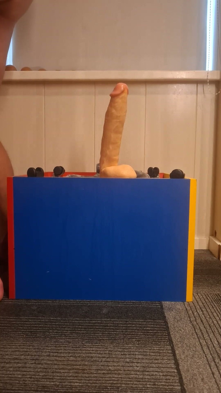 NoFace Twink X: Twink panas menunggang dildo xl 30cm diameter 6cm mendalam regangan dubur