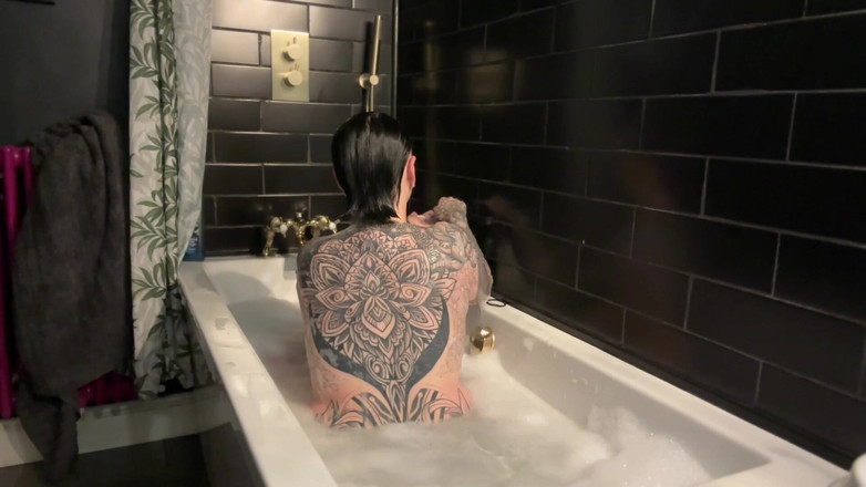 Miss Valentina: Wysiądź do tego przegranego