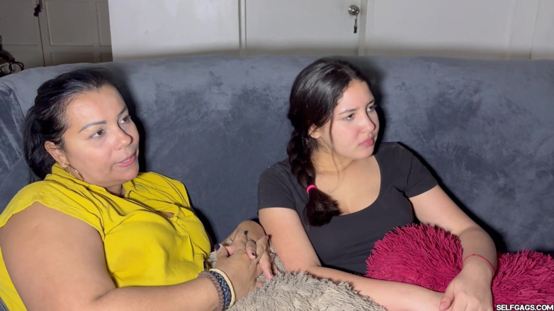 Selfgags Latina Bondage: Domada por fita adesiva