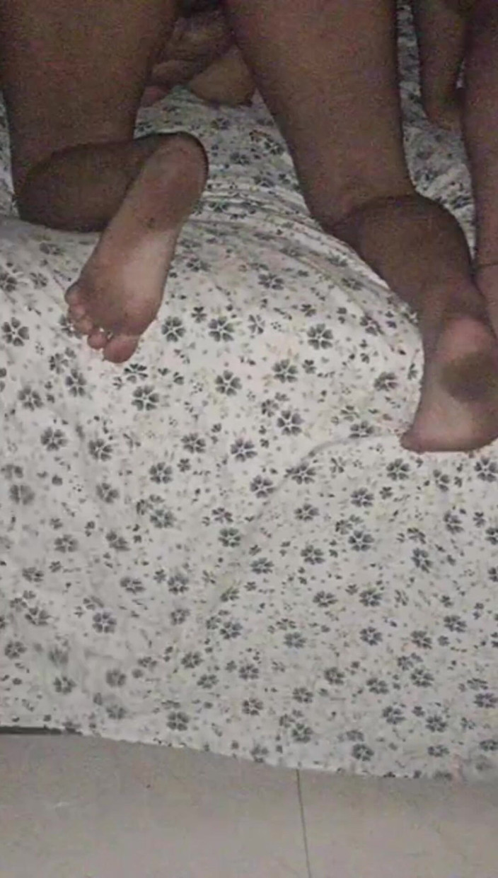 Poonamrandi143: Sezení na obličeji a výstřik