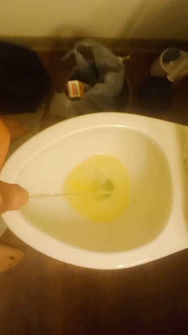 JG Risk: Pissing compilation video