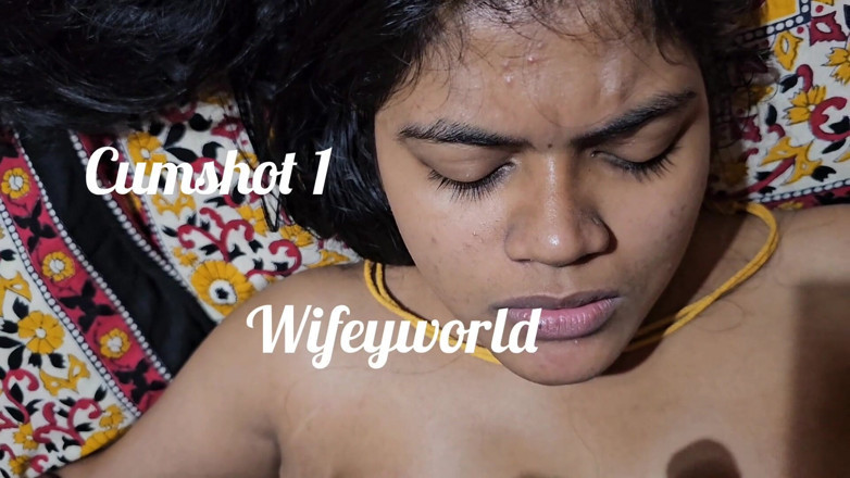Wifeyworld2025: Cum Loads निगल लिया गया