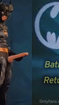 Batmans Huge Cock Returns