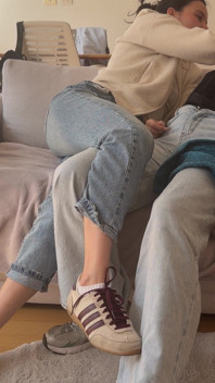 Isteri saya ingat bagaimana untuk melakukan seks lesbian romantis