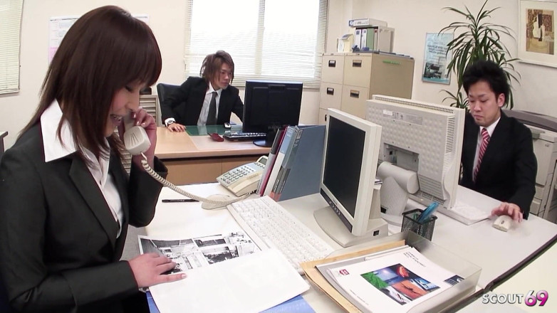 Asian porn collection: Japanese Secretary ve společnosti Necenzurované sólo masturbace k orgasmu na...