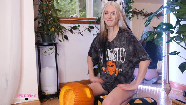 Destination Kat: Rozptýlení vyřezávání dýně