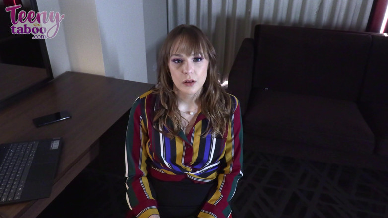Teenytaboo: Interviu cu asistenta Rebecca Vangaurd cu ejaculare înăuntru