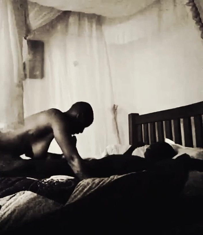 Dzaddy long strokes: 배다른 아들의 흑인 자지를 따먹는 흑인 계모 - 2