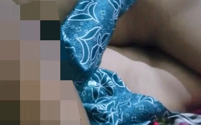 Astriana88: "Сільський голова розважається, граючи з красивою мачухою з рпк"