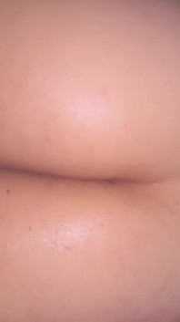 Heiße MILf Ruby wurde vom nachbarn hart gefickt.