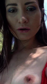 在马略卡岛与我的 Finca 度假婊子打手枪的乐趣