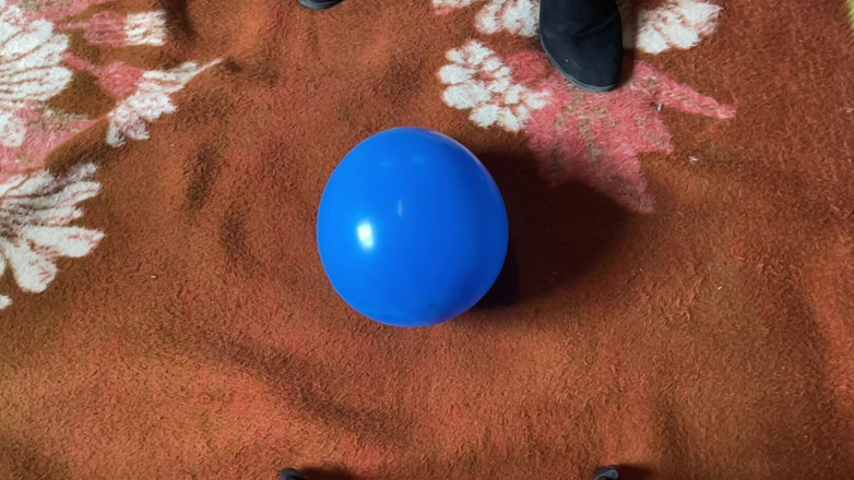 BeachBallsDuo: 100kgs Bigbootylucy Stomps Ballons en talons hauts ! 2 caméras au ralenti !