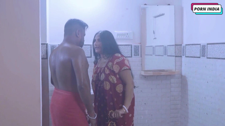 Porn India Studio: Hardcore Sex with Girlfriend's stepmother