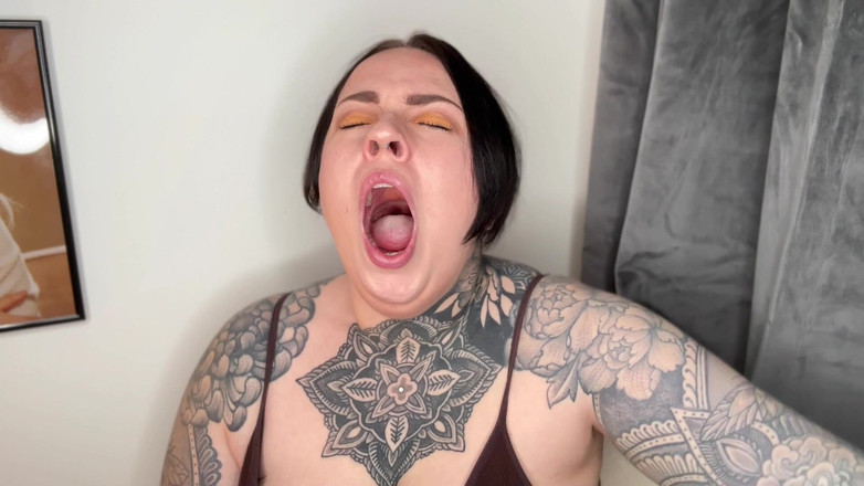 Miss Valentina: Abend Yawningfest