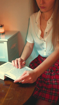 女大学生用震动棒自慰