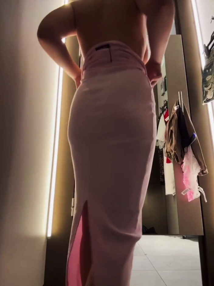 JuiceLussie: イキないように気をつけて。セクシーな服を着た胸のアマチュアとの公然たるからかい