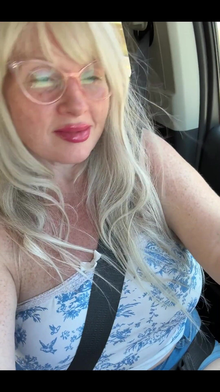 PaintedRose: Chúng ta có thể không? Kéo lên và đưa nó lên...