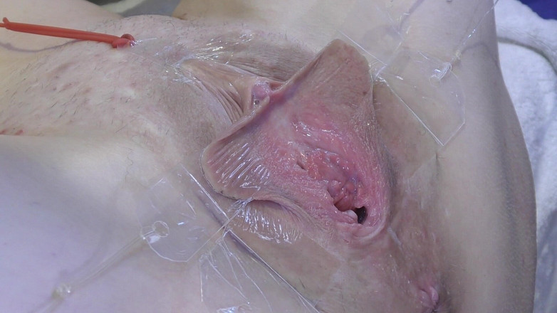 deep keely: 3 Облизывание киски, распространённое далеко от очень близкого